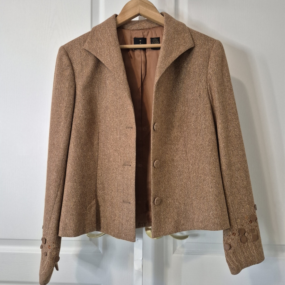 Wool/Silk Jacket with Matching Skirt, Embellished With Leather Details | US 8